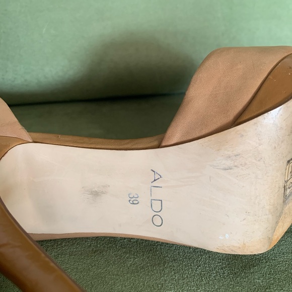 Nude peep toe Aldo heels - Picture 5 of 9
